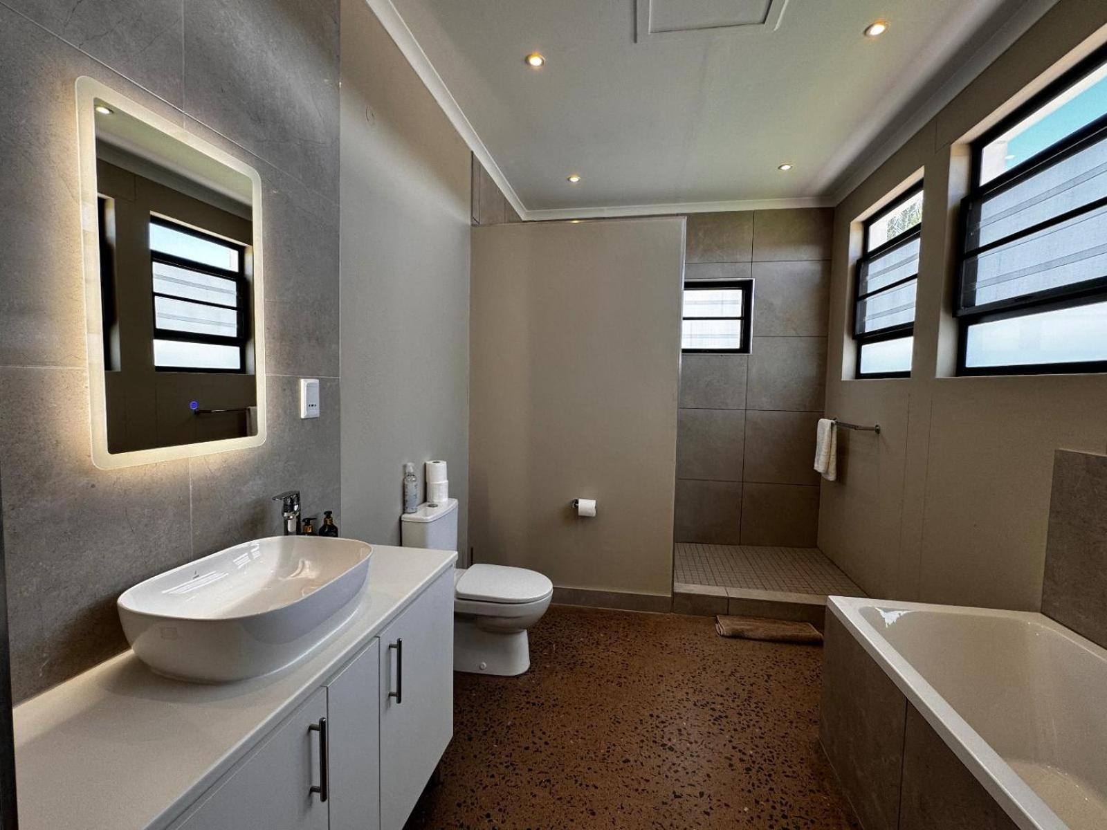 Flying Ostrich Guesthouse & Self-Catering Accommodation Mariental Bilik gambar